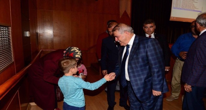 Onikişubat Belediyesi 200 aileyi konut sahibi yapıyor