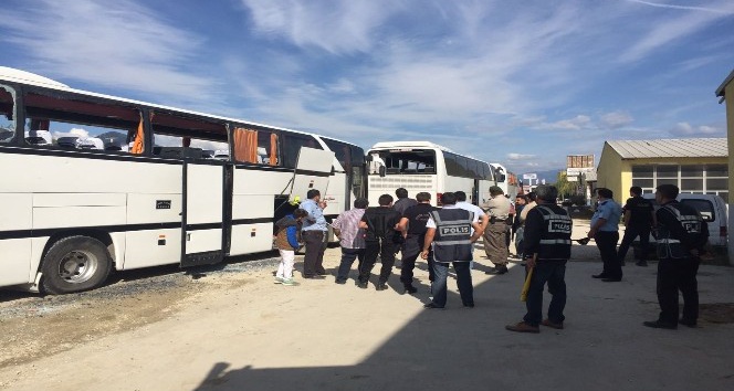 Sakaryaspor ve Eskişehirspor taraftarı birbirine girdi: 7 yaralı