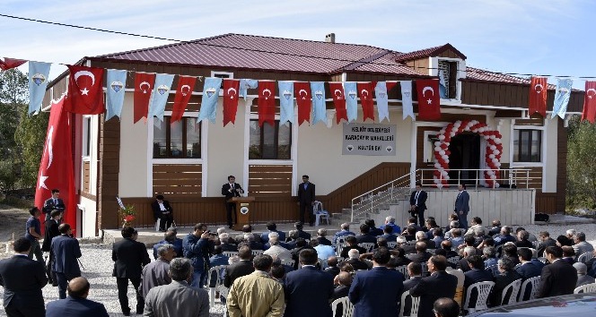Kelkit’te Devlet-Millet işbirliğiyle yapılan Kültür Evinin açılışı gerçekleştirildi
