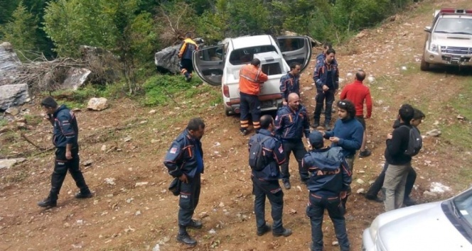 Ormanda kaybolan 6 kişi 12 saat sonra bulundu