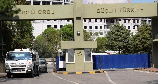 Yunusemre’den Batı Kışla’ya hummalı çalışma