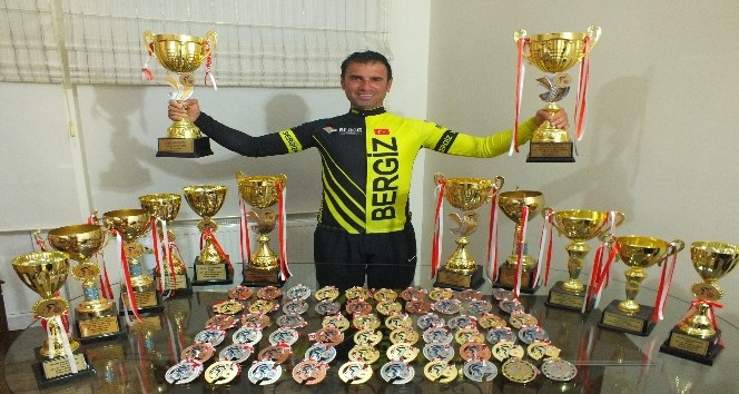 Karamanlı bisikletçiler madalyaya doymuyor