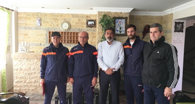 Nevşehirspor teknik direktörlük için Tahir Çopur ile anlaştı
