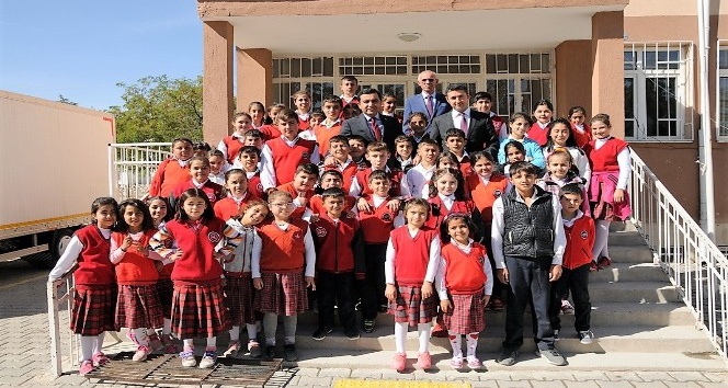 Başkan Bahçeci’den okul ziyaretleri