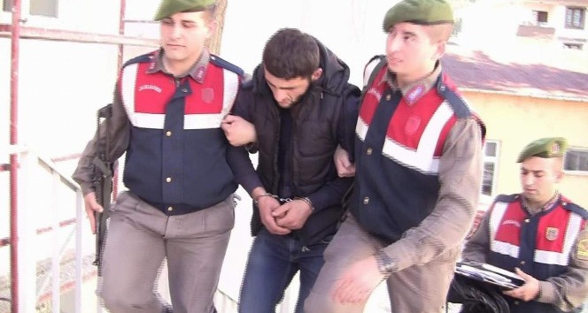 Gürcü uyruklu gaspçının elinden araba farı sayesinde kurtuldu