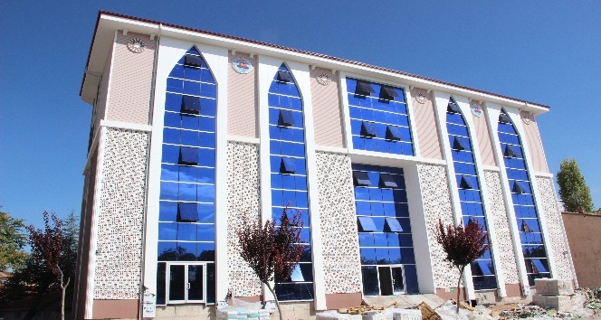Karaman Ziraat Odası’nın yeni hizmet binası açılış için gün sayıyor