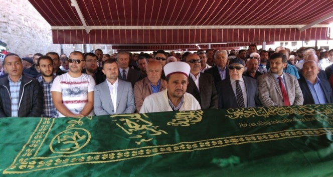 Emet son yolculuğuna uğurlandı