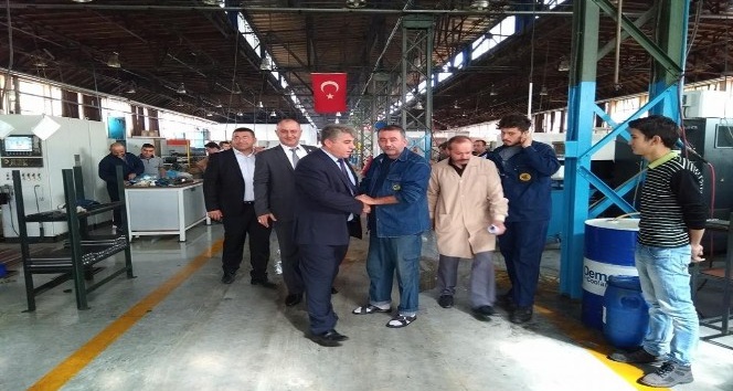 Türk-Metal Sendikası Kırıkale Şube Başkanı Mürsel Öcal;