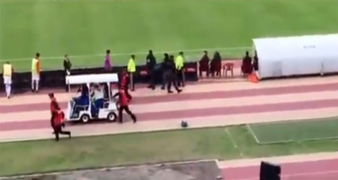 Polis kovaladı, ünlü futbolcu sedyeyle kaçtı