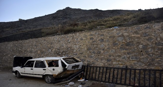 Gümüşhane’de otomobil duvardan düştü: 4 yaralı