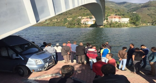 Ayvacık’ta intihar