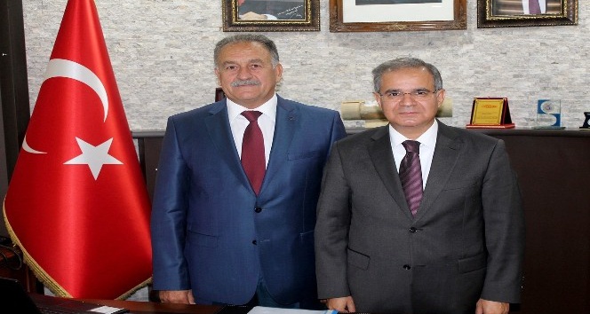 Vali Tapsız’dan Sudurağı beldesine ziyaret