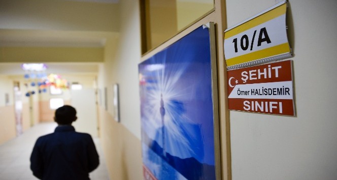 Bu okulun tüm sınıflarına şehitlerin adları verildi