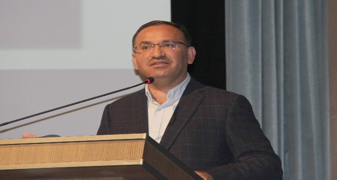 Adalet Bakanı Bekir Bozdağ: “Ülkemizde Atatürk dönemi de başkanlık sistemidir”