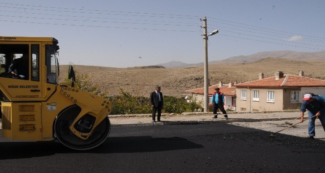 Muhtar’dan Başkan Akdoğan’a asfalt teşekkürü