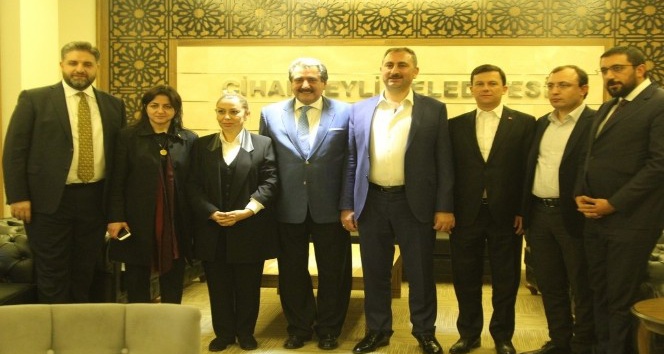 Cihanbeyli’ye AK Parti Genel Merkezi ve Cumhurbaşkanı Başdanışmanlarından ziyaret