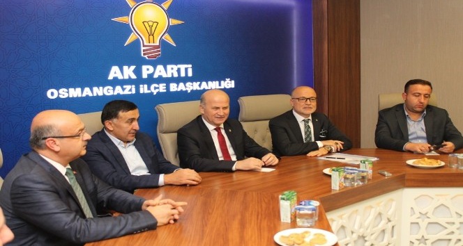 AK Parti teşkilatları cumhurbaşkanını karşılamaya hazırlanıyor