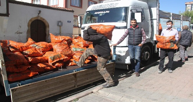 Yozgat’ta havalar soğudu kömür satışları arttı