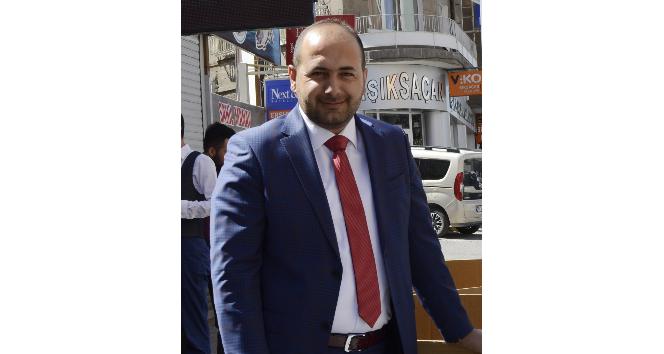 AK Parti Yerel Yönetimler Başkanı Demirses, Muhtarlar Günü’nü kutladı