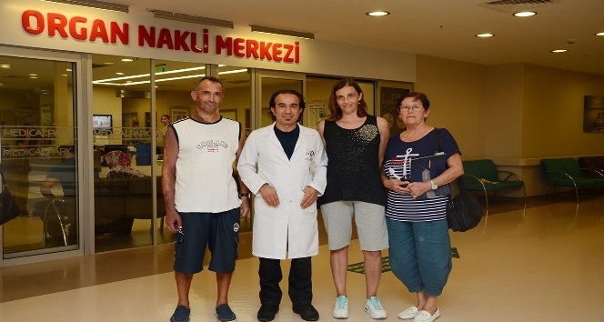 Makedon hasta, kuzeninden alınan karaciğerle sağlığına kavuştu