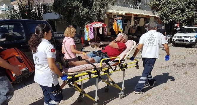 Ambulans, semt pazarı sebebiyle yaralıya ulaşmakta zorlandı