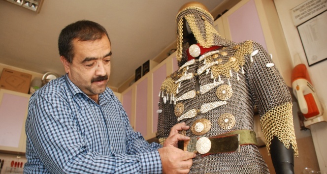 Sultan III. Mustafa’nın paha biçilemeyen zırhının replikasını yaptılar
