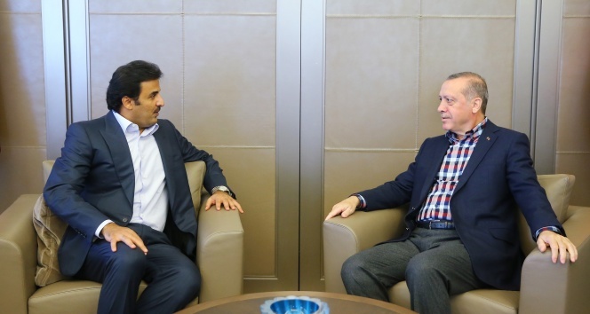 Cumhurbaşkanı Erdoğan, Katar Emiri ile bir araya geldi