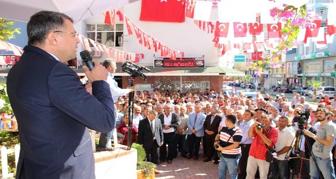 Silifke’de Çarşı Camii ve Sosyal Market’in açılışı yapıldı