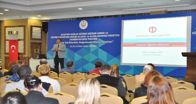 Sağlık Bakanlığı ve Anadolu Üniversitesi Uzaktan Eğitim Çalıştayı’nda bir araya geldi