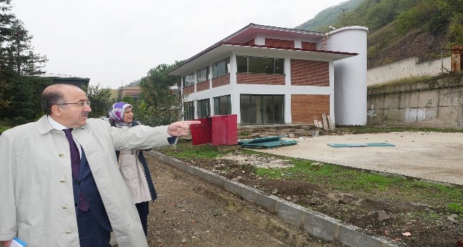 Başkan Gümrükçüoğlu uyuşturucu ile mücadele merkezi inşaatını denetledi