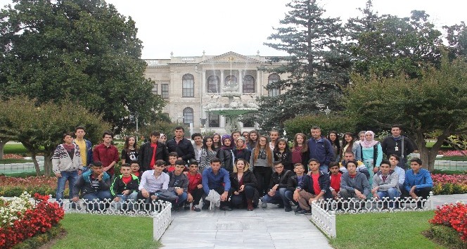40 Öğrenci Emniyet Müdürlüğü’nün ÇOGEP Projesi ile Kültür ve Tarih Turu Yaptı