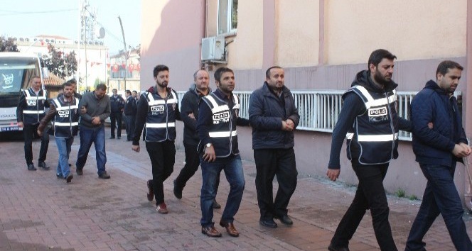 Bartın’da 36 polisten 7’si tutuklandı