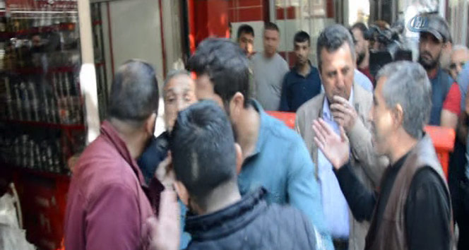 Diyarbakır&#039;da HDP&#039;liler esnafa saldırdı
