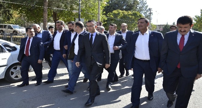 AK Partili Belediye Başkanları Siverek’te toplandı