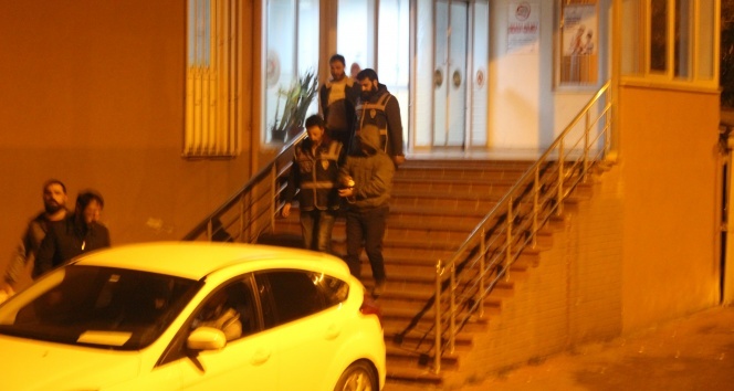 Bartın’da adliyeye sevk edilen 7 polisten 1&#039;i tutuklandı
