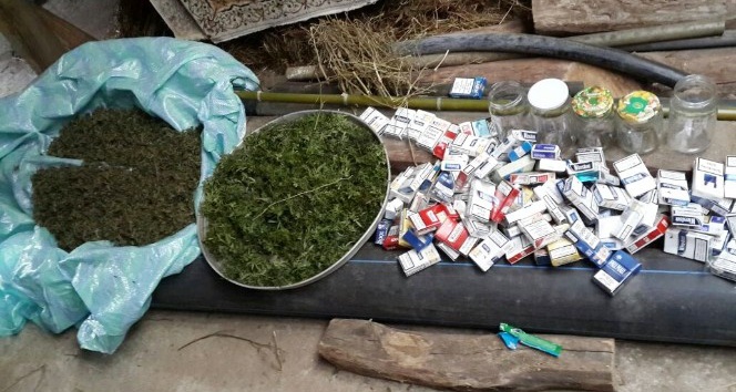 Narkotik köpeği ’Çakıl’ uyuşturucu maddeleri buldu