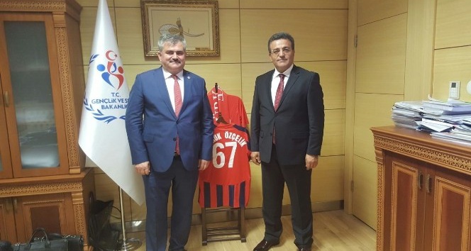 Çaturoğlu, Gençlik ve Spor Bakanlığı ve PTT Genel Müdürlüğü’nü ziyaret etti