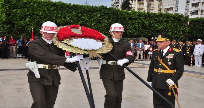 Adana’da Cumhuriyet Bayramı kutlamaları başladı