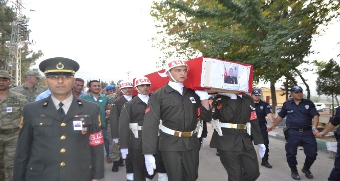 Osmaniye şehidini son yolculuğuna uğurladı