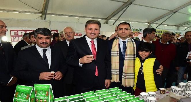 Türkiye’nin yöresel tatları Malatya’da buluştu