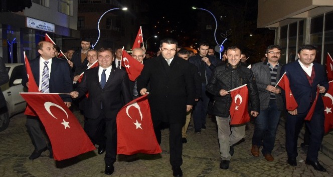 Gümüşhane’de Cumhuriyet Bayramı fener alayı düzenlendi