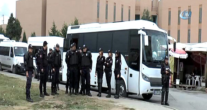 Polis, HDP Darıca binası çevresinde yoğun güvenlik önlemi aldı