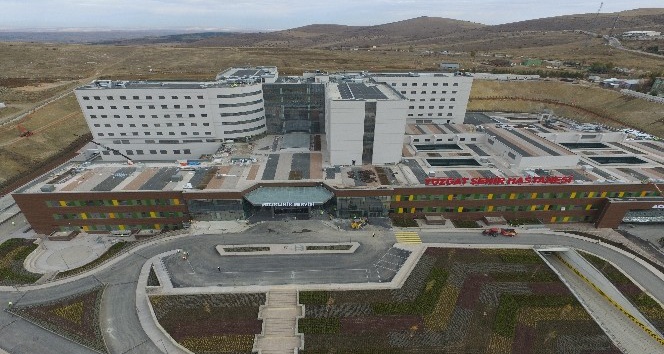 Yozgat Şehir Hastanesi açılış için gün sayıyor