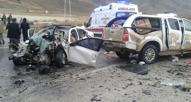 Van’da feci kaza: 6 ölü, 2 yaralı