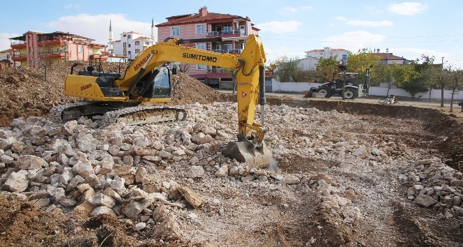 Osman Gazi Mahallesi Hanımlar Lokalinde çalışmalar başladı