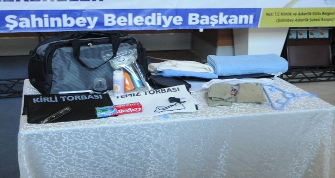 Askere gideceklere ihtiyaç çantası