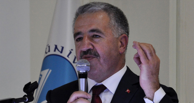 Ulaştırma, Denizcilik ve Haberleşme Bakanı Ahmet Arslan Azerbaycan'da