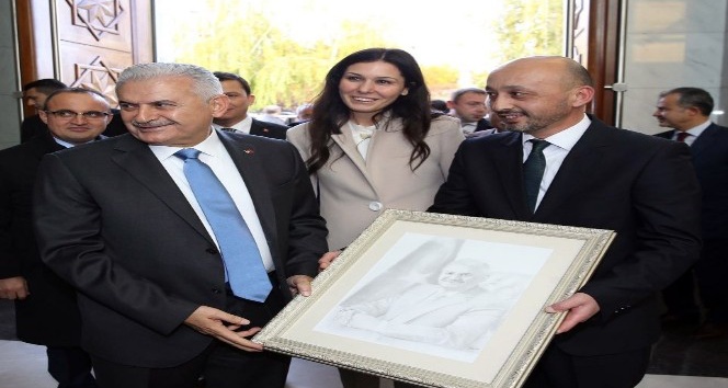 Samsunlu Vaiz Murat Öztürk’ten Başbakan Yıldırım’a karakalem tablo