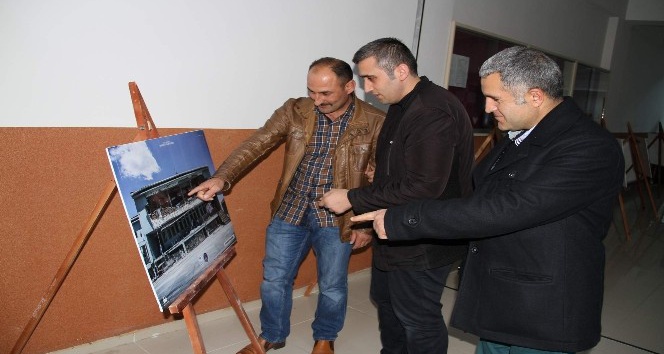 Yozgat’ta 15 Temmuz Fotoğraf Sergisi yoğun ilgi gördü
