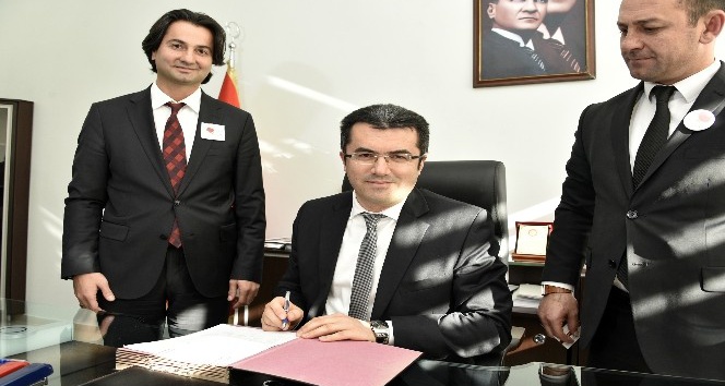 Vali Memiş organlarını bağışladı